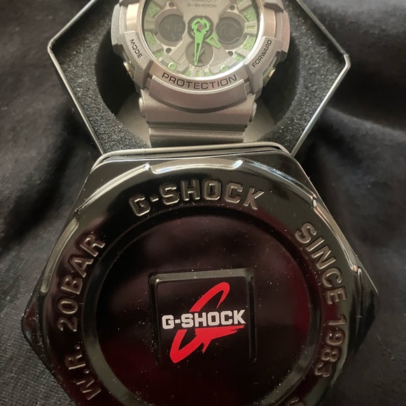 G-shock 200sh men’s watch. Rare colors in perfect condition. - Picture 2 of 4
